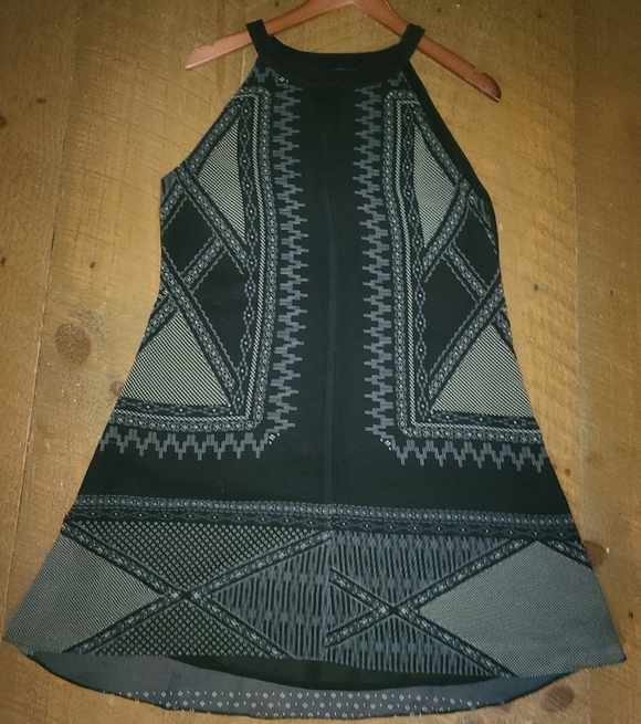 Sanctuary sleeveless v neck chic and sexy dress Sm - Picture 5 of 8